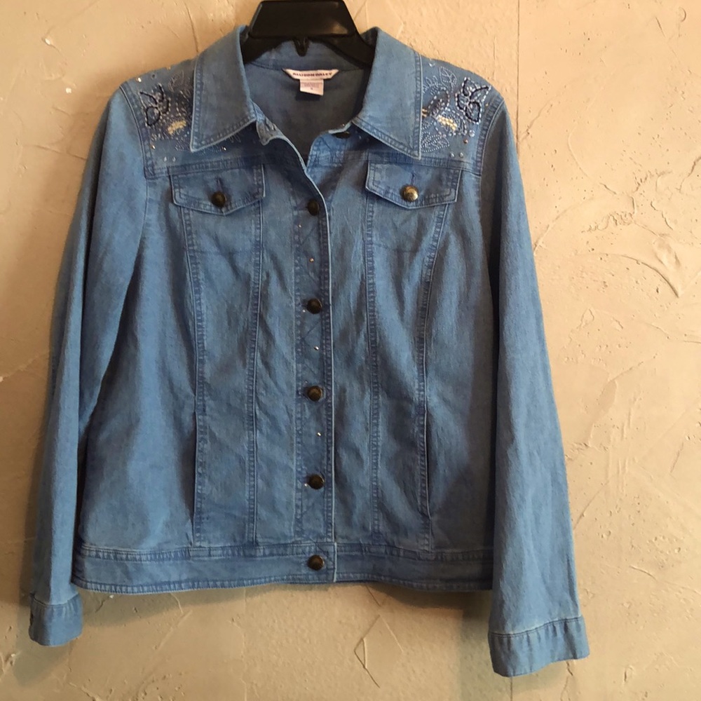 Denim Jacket. Size 8. Allison Daley.